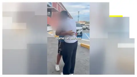 Un creador de contenido cambia la vida a un menor que vendía botellas de agua en Alicante: "¡Dios! ¡Muchas gracias!" Un creador de contenido cambia la vida a un menor que vendía botellas de agua en Alicante: "¡Dios! ¡Muchas gracias!"
