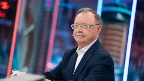 Juan Jesús Vivas lanza un mensaje de esperanza: "El grito de 'Viva Ceuta' seguirá sonando cual eco fuerte de un 'Viva España'" Juan Jesús Vivas lanza un mensaje de esperanza: "El grito de 'Viva Ceuta' seguirá sonando cual eco fuerte de un 'Viva España'"