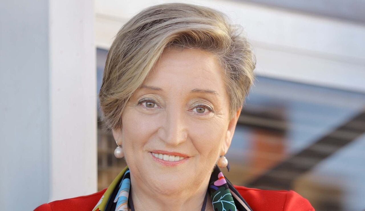 Ana Lluch, onc&oacute;loga s&eacute;nior
