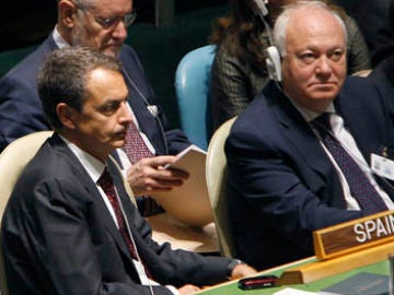 Zapatero habla de impuestos en la ONU Zapatero habla de impuestos en la ONU