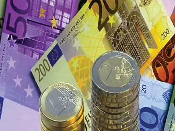 Billetes y monedas de Euro Billetes y monedas de Euro