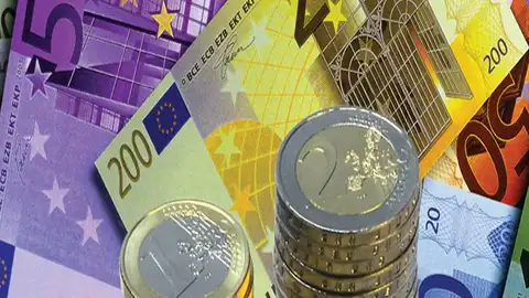 Billetes y monedas de Euro Billetes y monedas de Euro