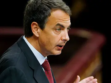 Recorte del 5% del sueldo de los funcionarios Recorte del 5% del sueldo de los funcionarios