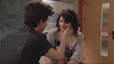Yoli se confiesa a Fer