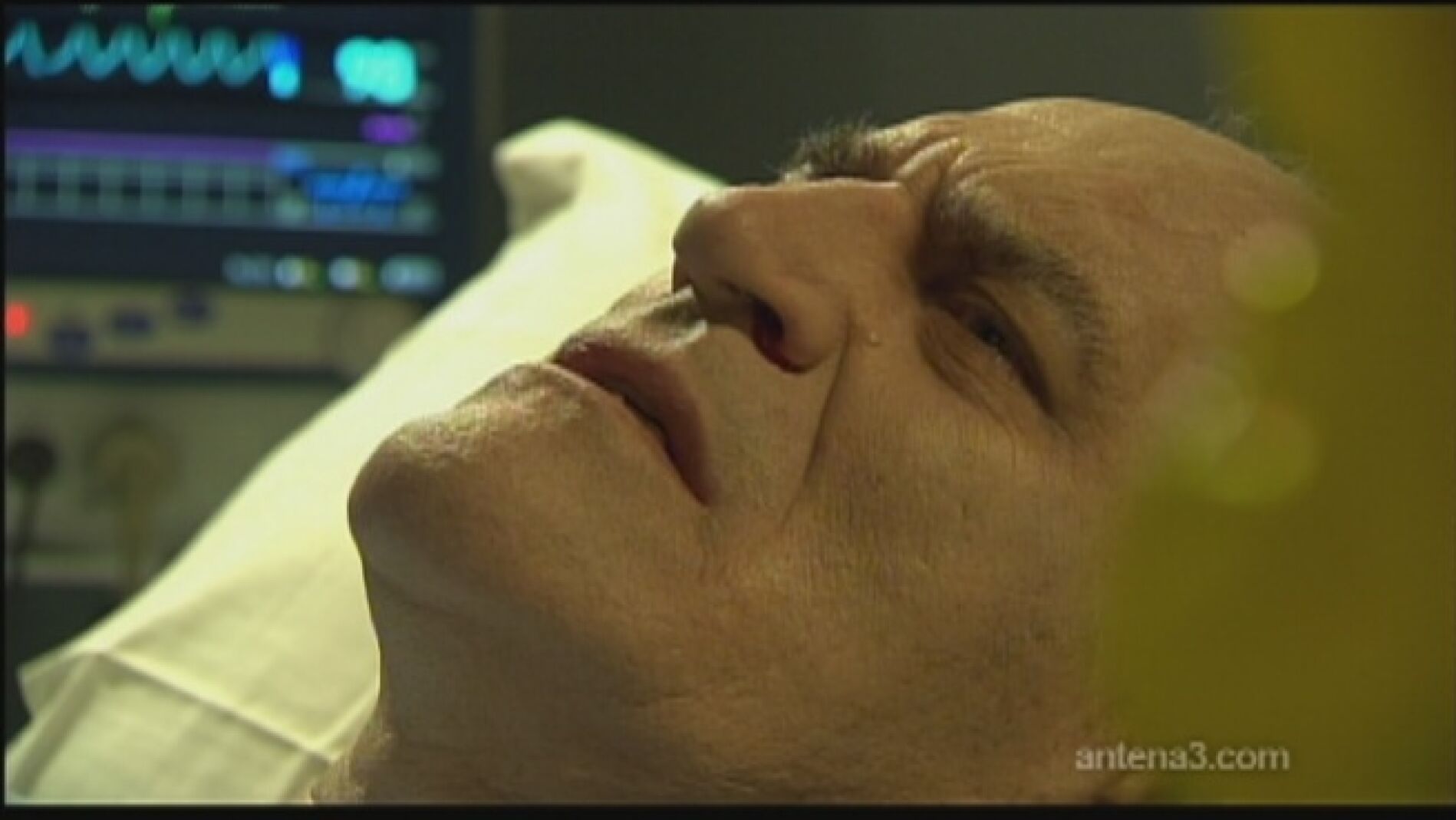 Sa&uacute;l muere