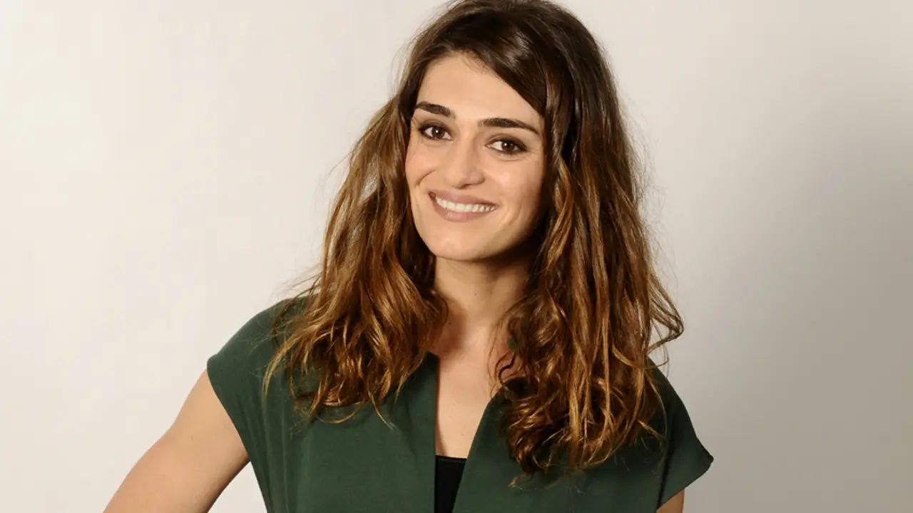 Olivia Molina entre Marc Clotet y Álex Barahona