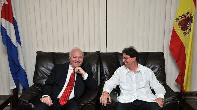 Moratinos llega a Cuba para reunirse con Gobierno e Iglesia