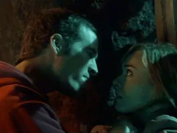 Hugo mata a Amelia Hugo mata a Amelia