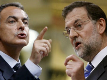 Rajoy y Zapatero durante el debate
