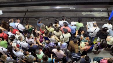 Huelga de metro en Madrid durante el día de San Isidro