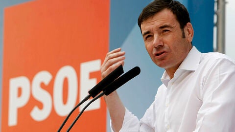Tom&aacute;s G&oacute;mez durante el mitin