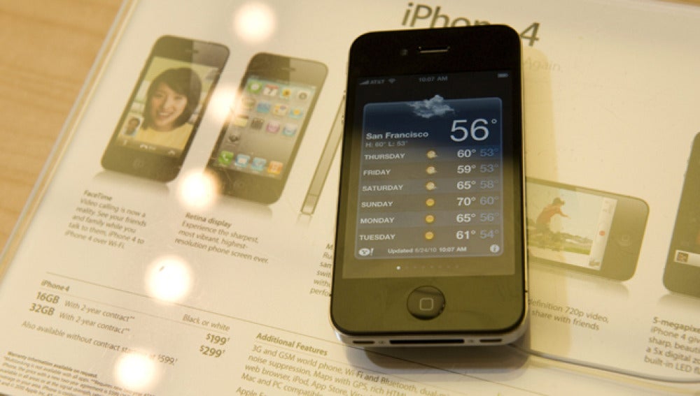 El nuevo IPhone 4, ya disponible en España