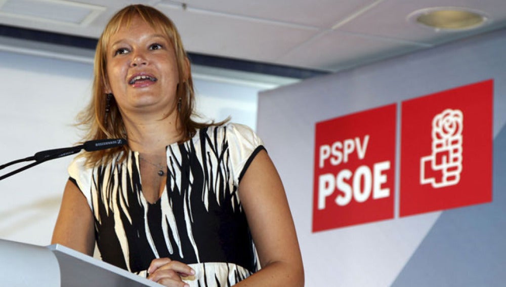 Pajín: "El PP es un partido de palabras vacías"