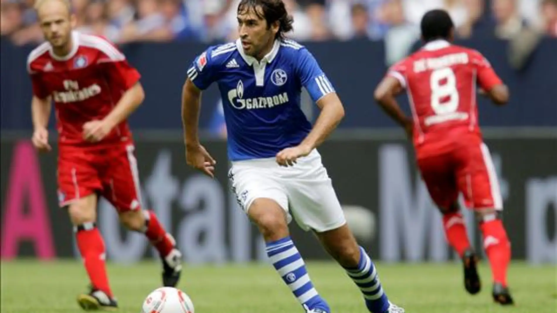 Raúl se estrena con el Schalke