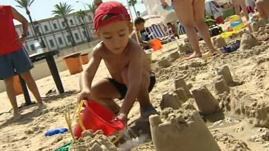 Los alemanes prohíben construir castillos de arena en las playas de Schleswig-Holstein