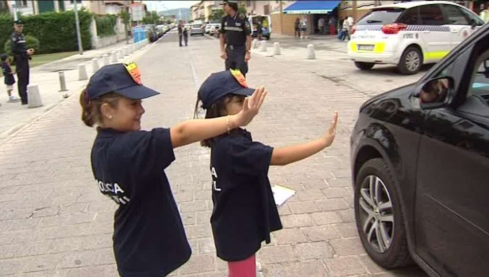 Niños policías