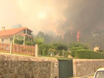 Imagen del incendio en Boiro