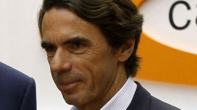 Aznar cree que la única solución a nuestra crisis es convocar elecciones anticipadas 