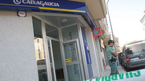 Atraco en A Ca&ntilde;iza