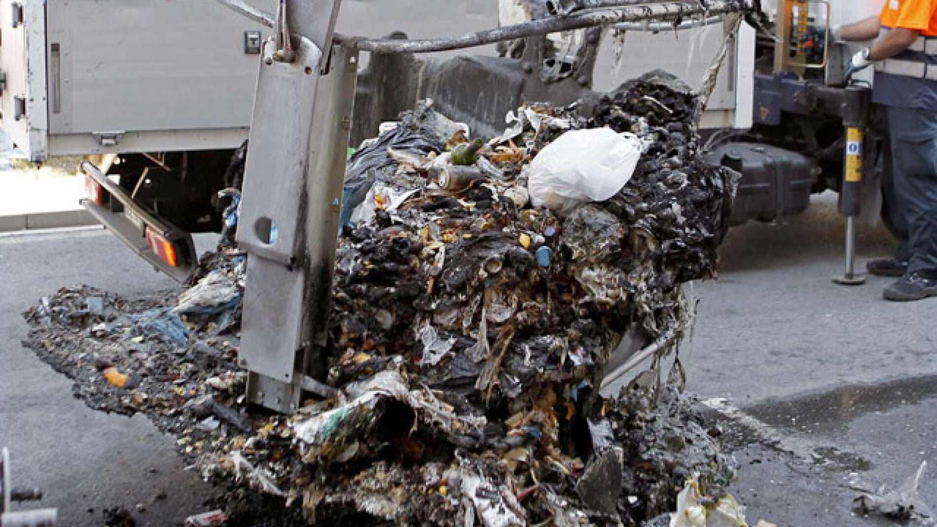 Queman tres contenedores en Guip&uacute;zcoa