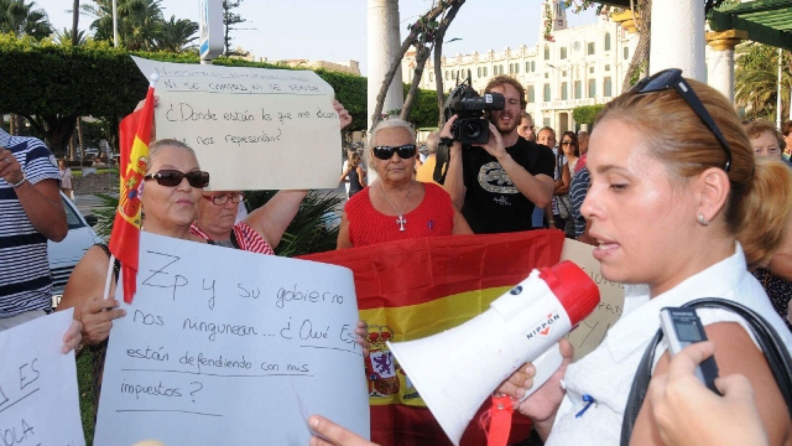 Concentración en Melilla a favor de las agentes de policía