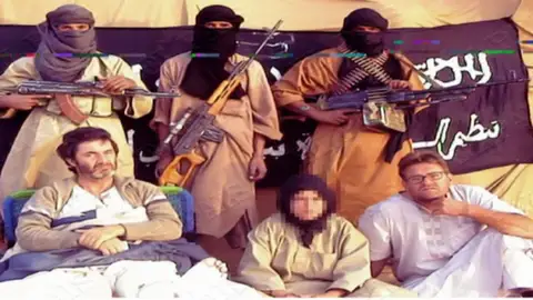 Los secuestrados por Al Qaeda Los secuestrados por Al Qaeda