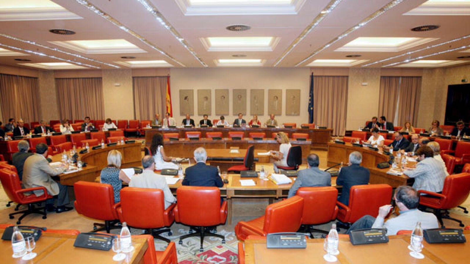 El Congreso rechaza las comparecencias de Moratinos y Rubalcaba sobre Melilla