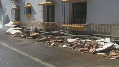 Tres heridos por la explosión de una caldera en un hotel de Málaga