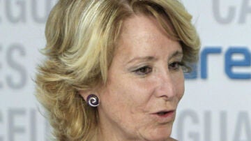 Esperanza Aguirre durante una comparecencia