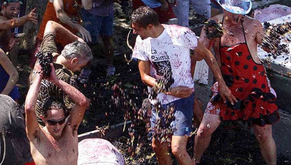 Pelea de racimos de uva