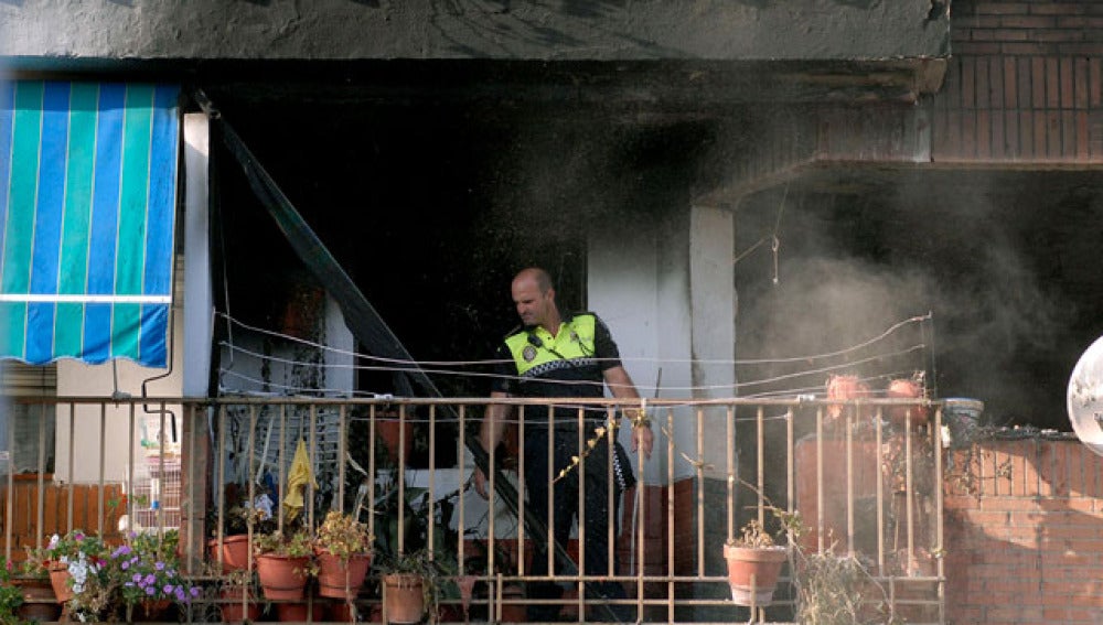 Un hombre muere en un incendio en Andújar