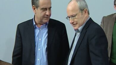Corbacho dejará el Gobierno para formar parte de las listas del PSC a las autonómicas