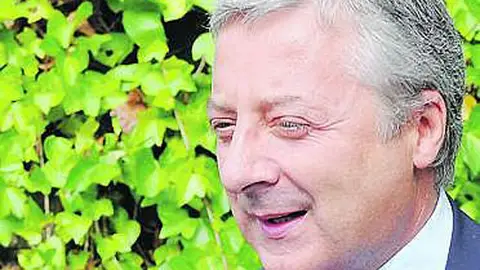 José Blanco operado de la vista José Blanco operado de la vista