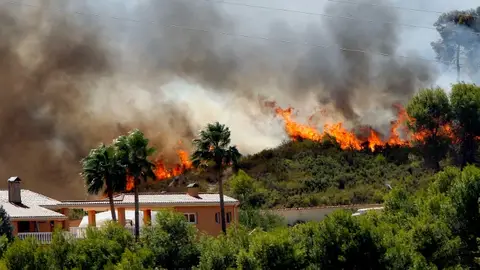Incendio declarado en Valencia Incendio declarado en Valencia