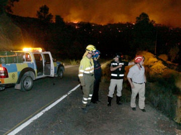 Labores de extinción del incendio declarado en Murcia