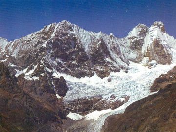 La cordillera Huayhuash La cordillera Huayhuash