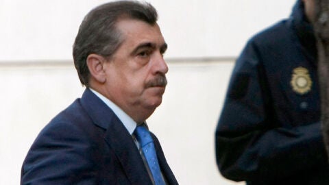 El juez Ismael Moreno en las puertas de la Audiencia Nacional