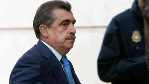 El juez Ismael Moreno en las puertas de la Audiencia Nacional El juez Ismael Moreno en las puertas de la Audiencia Nacional