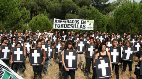 Antitaurinos contra el 'Toro de la Vega'