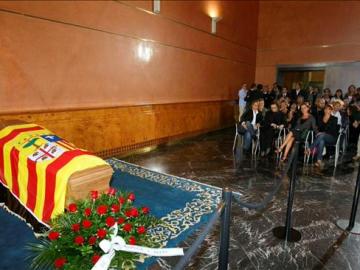 La capilla ardiente de José Antonio Labordeta