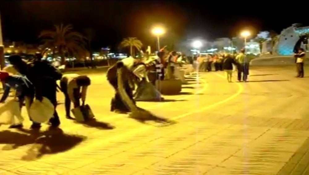 Un grupo de manteros apalean a dos comerciantes en Castellón
