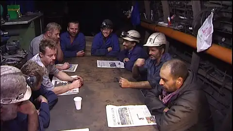 10 mineros encerrados en El Pozo Casares 10 mineros encerrados en El Pozo Casares