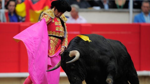 Morante durante la tarde en La Monumental