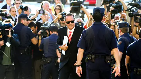 Julián Muñoz en la Audiencia Provincial Julián Muñoz en la Audiencia Provincial