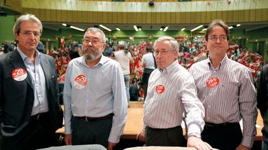 Los sindicatos sólo dejarán pasar a los servicios mínimos en Barajas