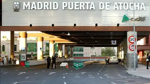 La estación de Atocha amanecía desértica La estación de Atocha amanecía desértica