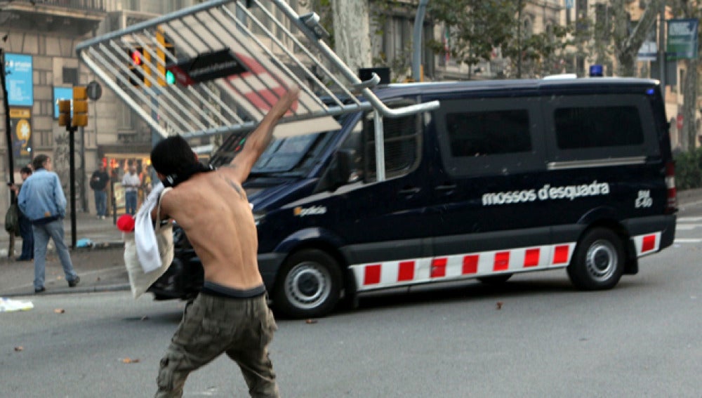 Los antisistema, habituales en las protestas en Barcelona