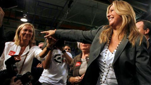 Trinidad Jim&eacute;nez en el cierre de campa&ntilde;a