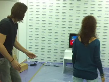 Sandra y Sergio jugando al ping-pong Sandra y Sergio jugando al ping-pong
