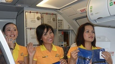 Las azafatas de la aerol&iacute;nea CEBU
